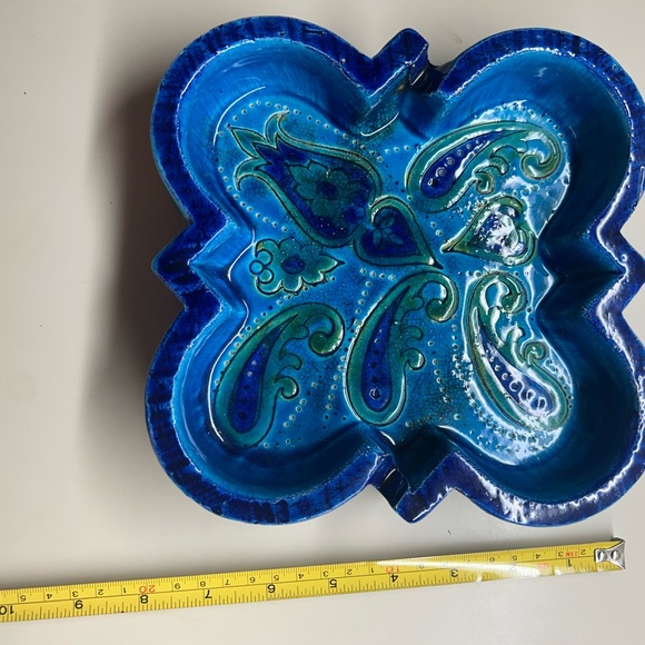 Beautiful blue and green dish, ashtray or….dish - Picture 4 of 5